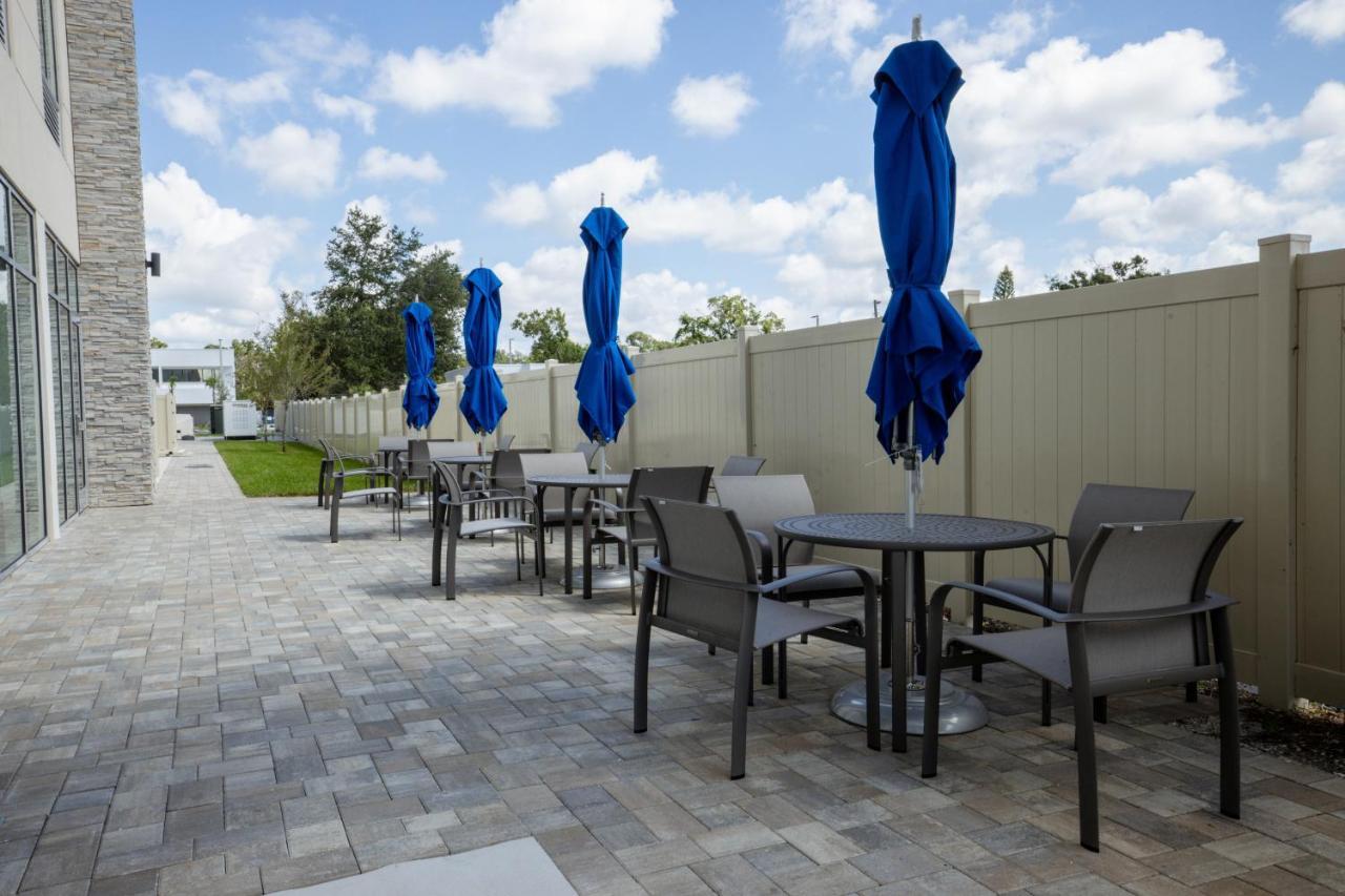 Holiday Inn Express & Suites Tampa Stadium - Airport Area By Ihg Zewnętrze zdjęcie