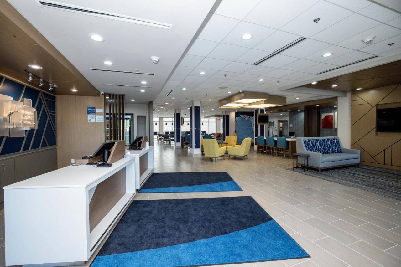 Holiday Inn Express & Suites Tampa Stadium - Airport Area By Ihg Zewnętrze zdjęcie