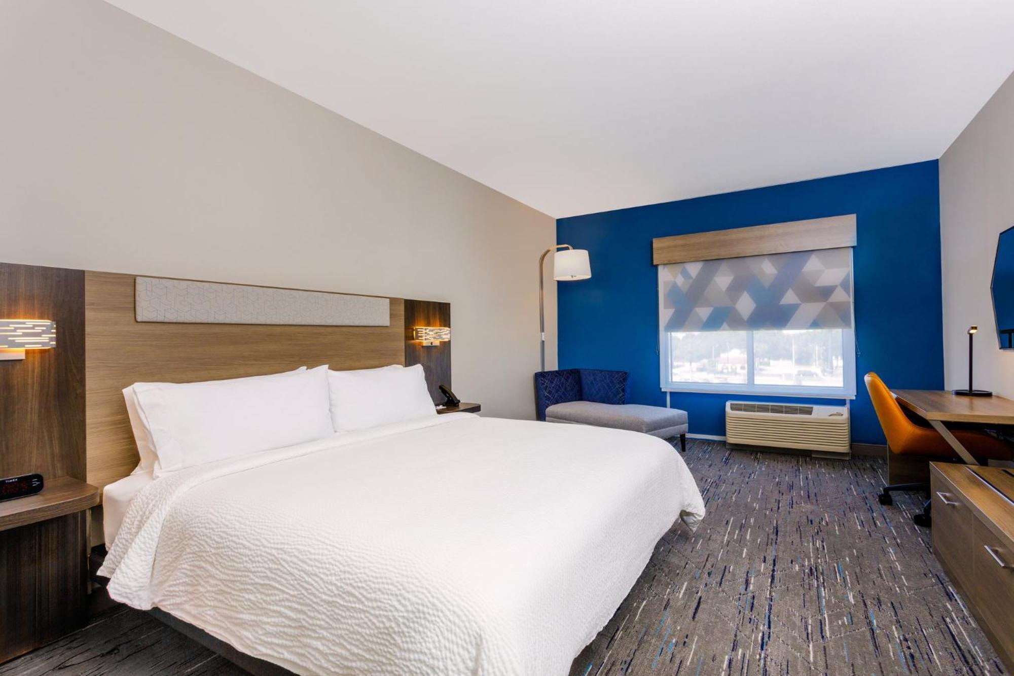 Holiday Inn Express & Suites Tampa Stadium - Airport Area By Ihg Zewnętrze zdjęcie