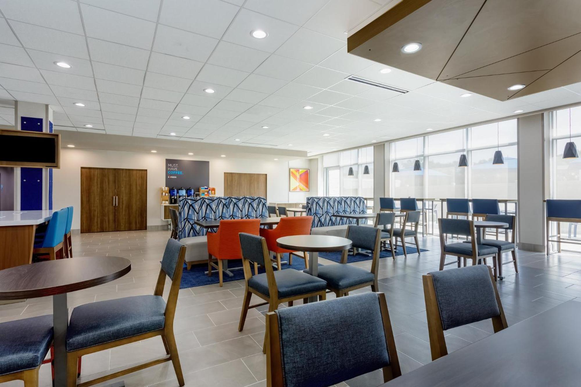 Holiday Inn Express & Suites Tampa Stadium - Airport Area By Ihg Zewnętrze zdjęcie
